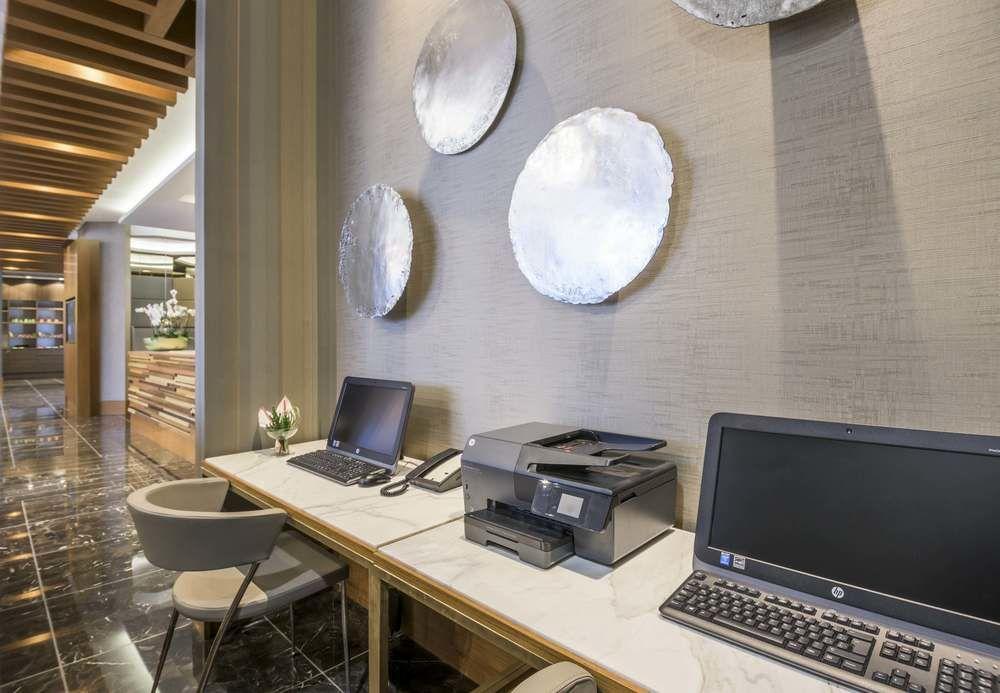 Courtyard By Marriott Bogota Airport Hotel Екстериор снимка