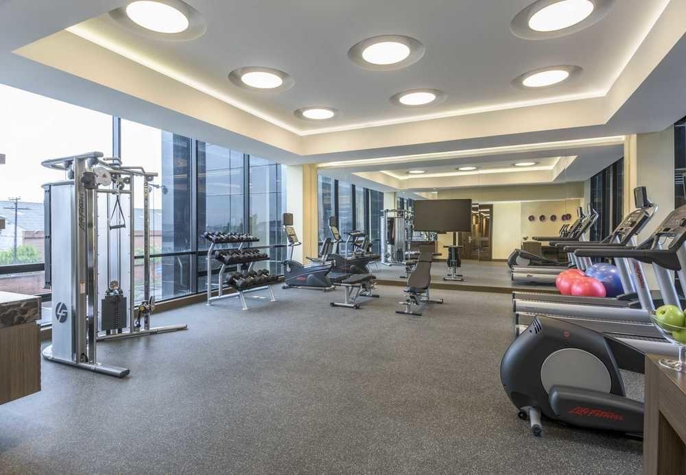 Courtyard By Marriott Bogota Airport Hotel Екстериор снимка