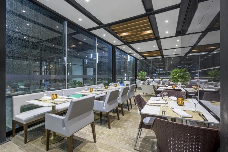Courtyard By Marriott Bogota Airport Hotel Екстериор снимка