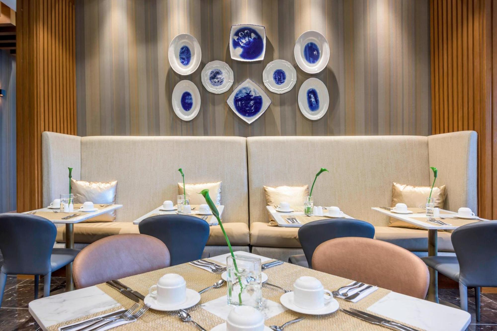 Courtyard By Marriott Bogota Airport Hotel Екстериор снимка